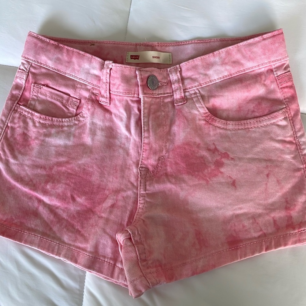 Levi’s pink shorts